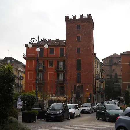 Cristina's Flat * Άστι