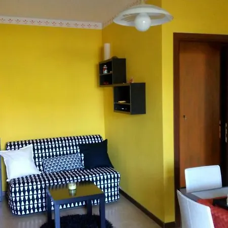 شقة Cristina's Flat *